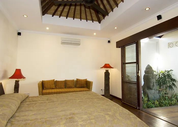 Villa Ellora *